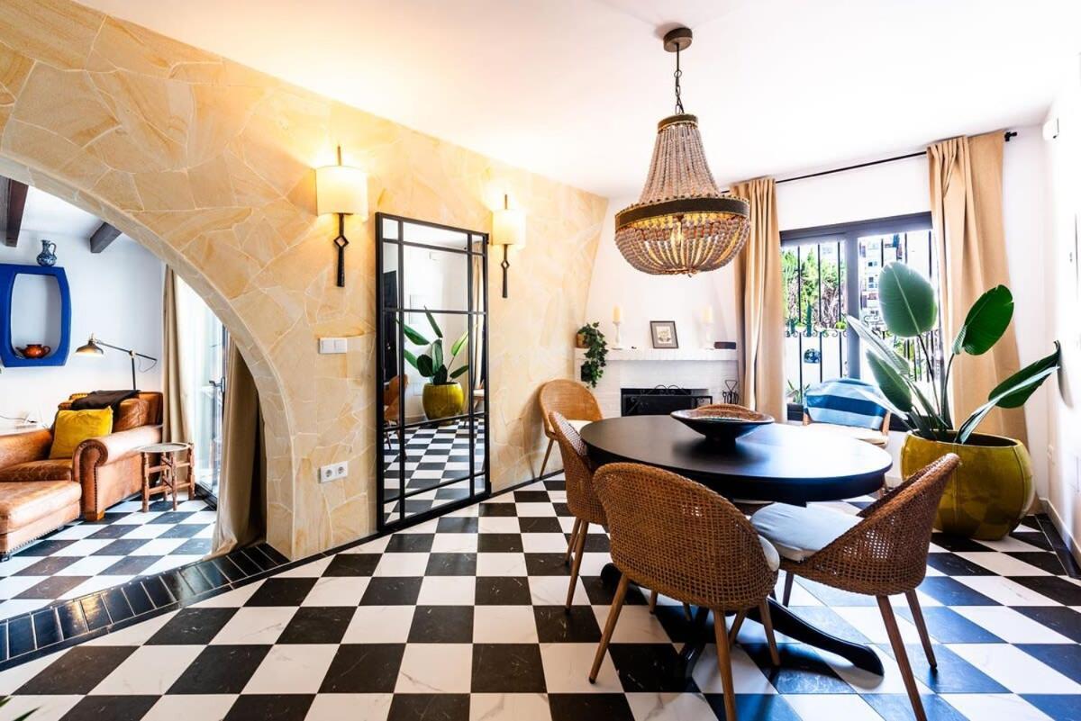 Pueblo Andaluz Villa Нерха Екстериор снимка